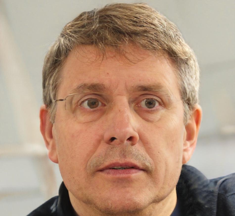 Retrato de Roi Insua, analista de riesgos financieros